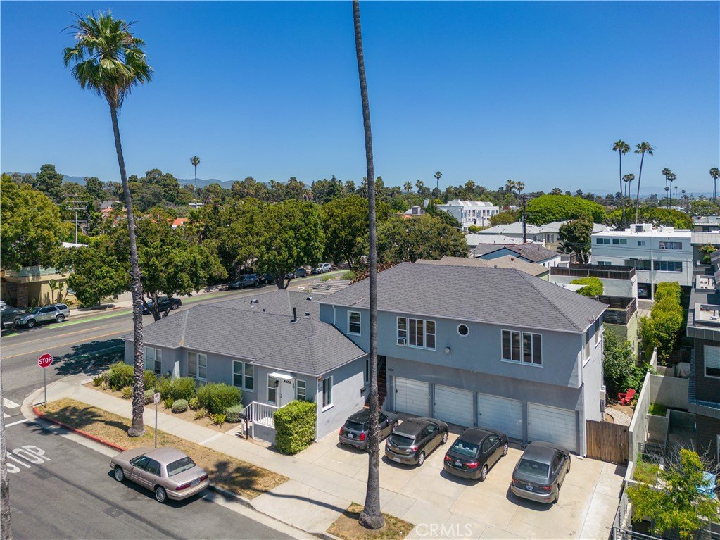 1902 Montana Ave